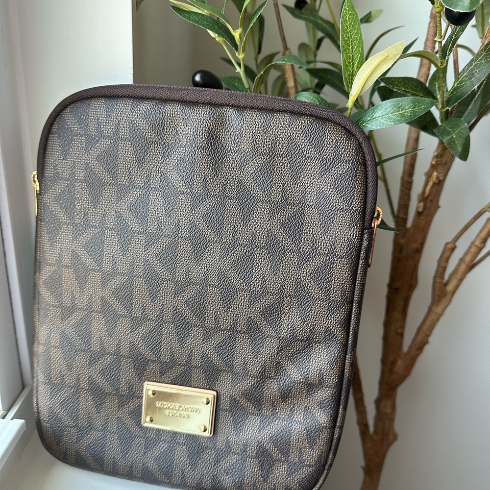 Authentic Michael Kors iPad case